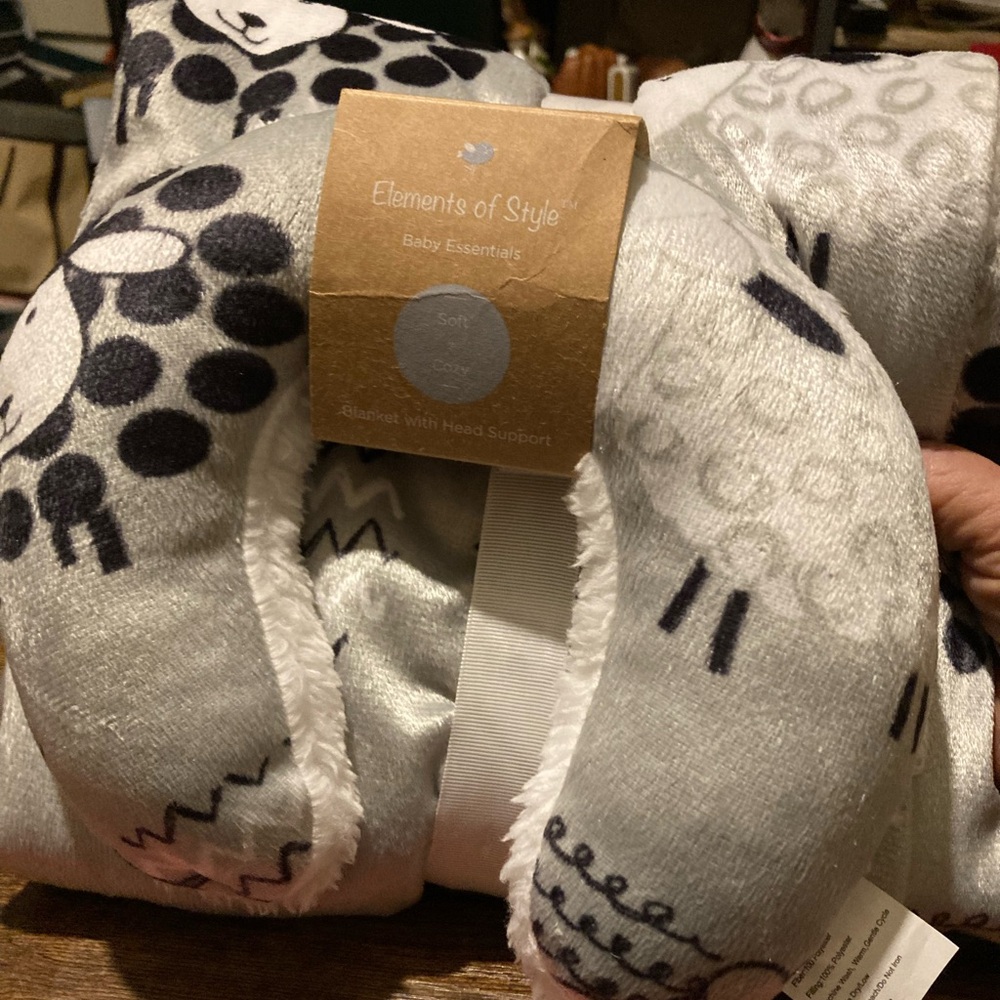 New Elements of Style baby blanket with head support